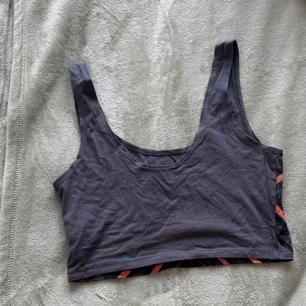 Elephant Crop Tank - Picture 2 of 3